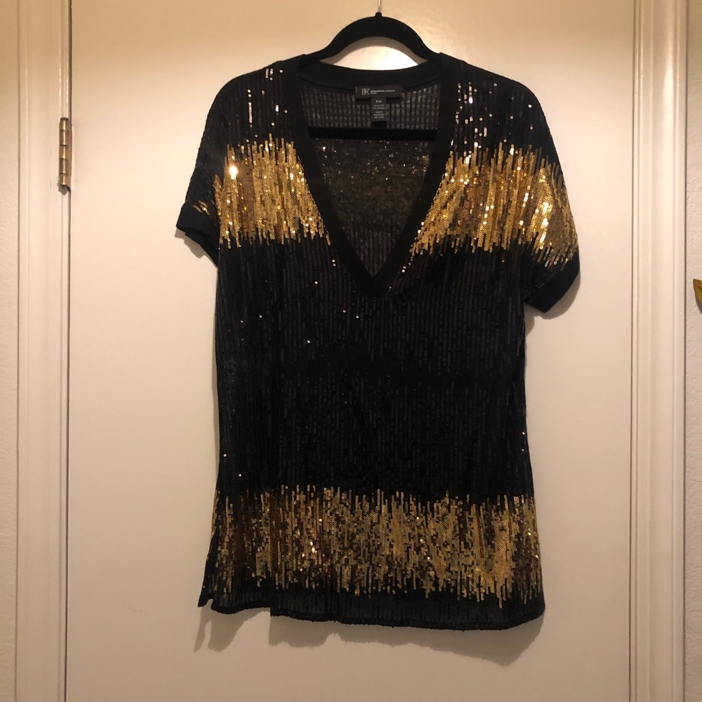 Petite women’s dressy v-neck